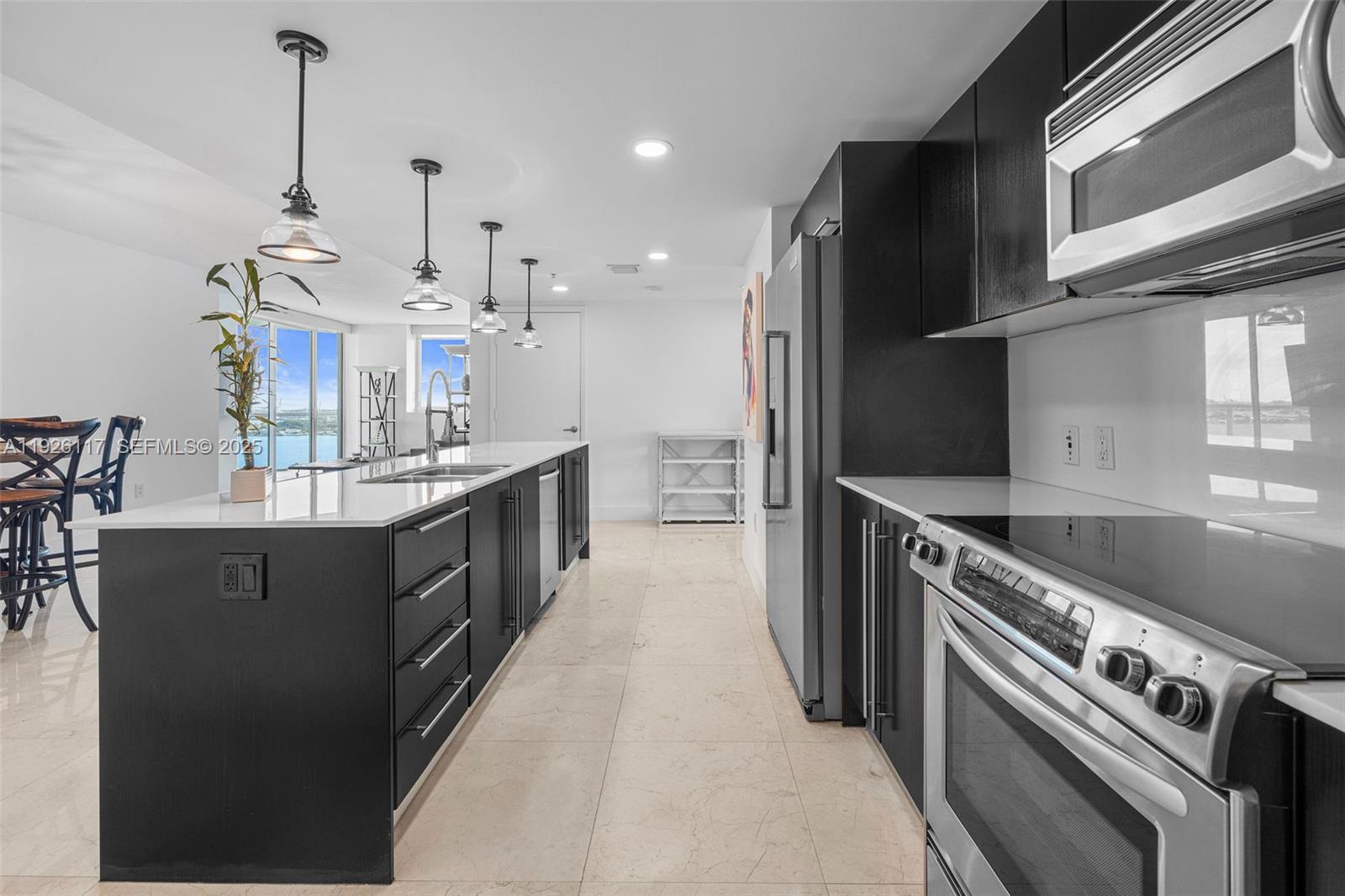 ONYX ON THE BAY CONDO - Residential Lease