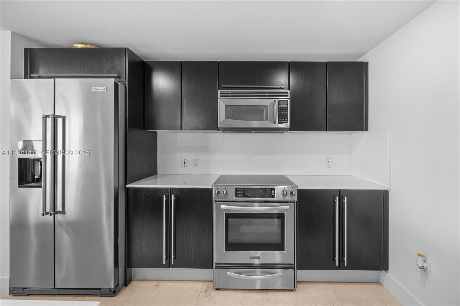 ONYX ON THE BAY CONDO - Residential Lease