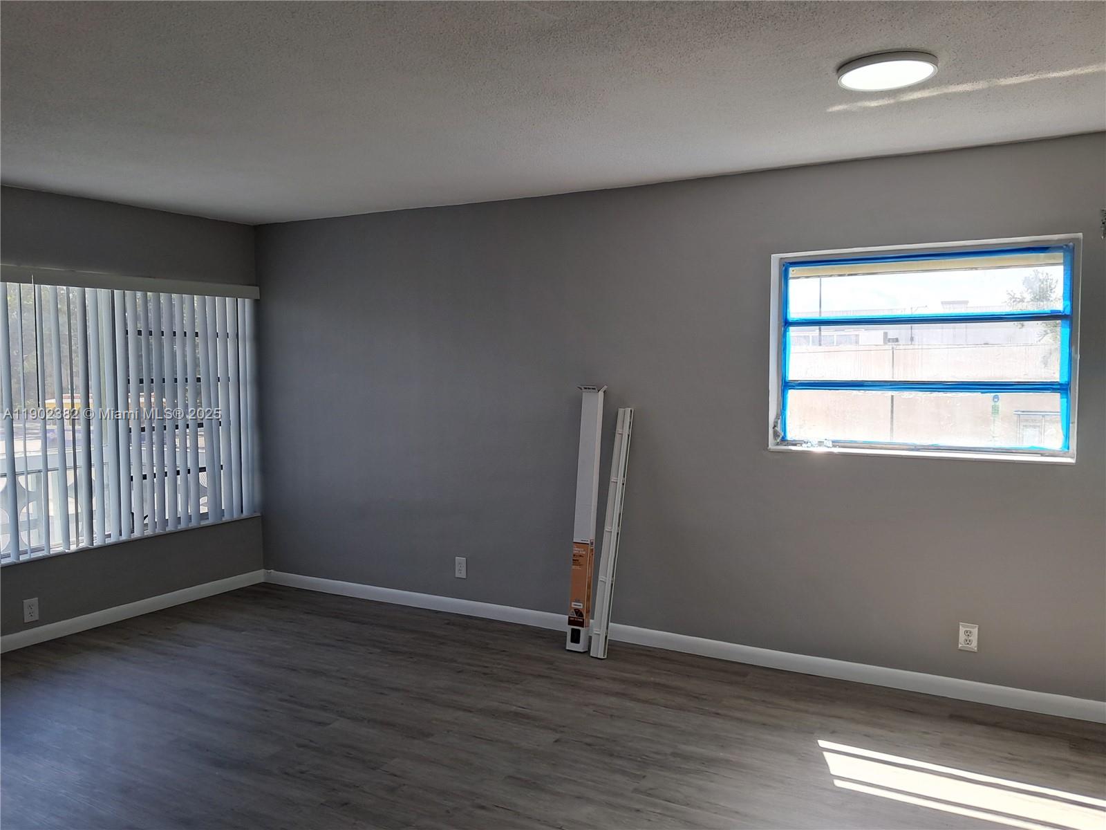 FOUNTAINVIEW CONDO - Residential Lease