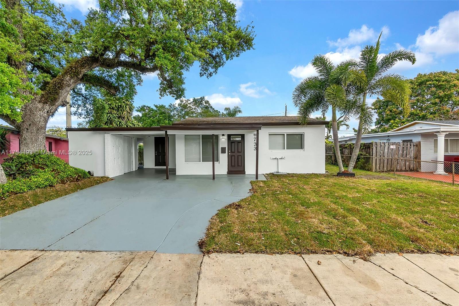 Property for Sale at 6733 Farragut St, Hollywood, Broward County, Florida - Bedrooms: 3 
Bathrooms: 1  - $474,999