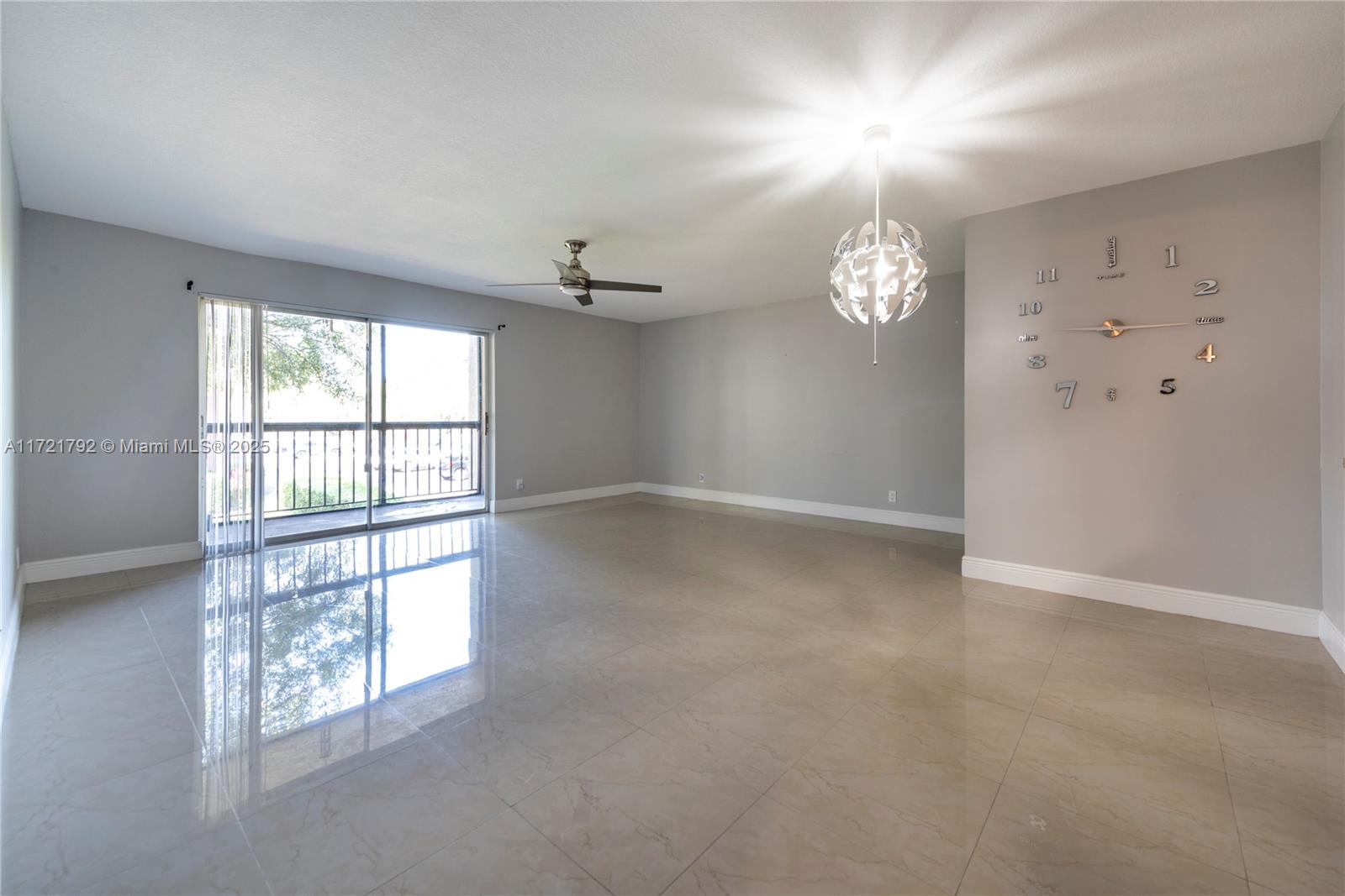 NOVA GARDENS CONDO - Residential