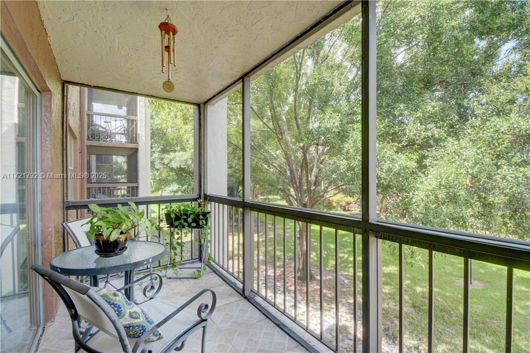 NOVA GARDENS CONDO - Residential