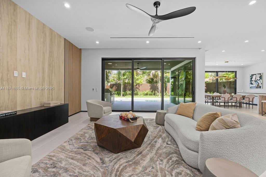 VICTORIA PARK - Residential