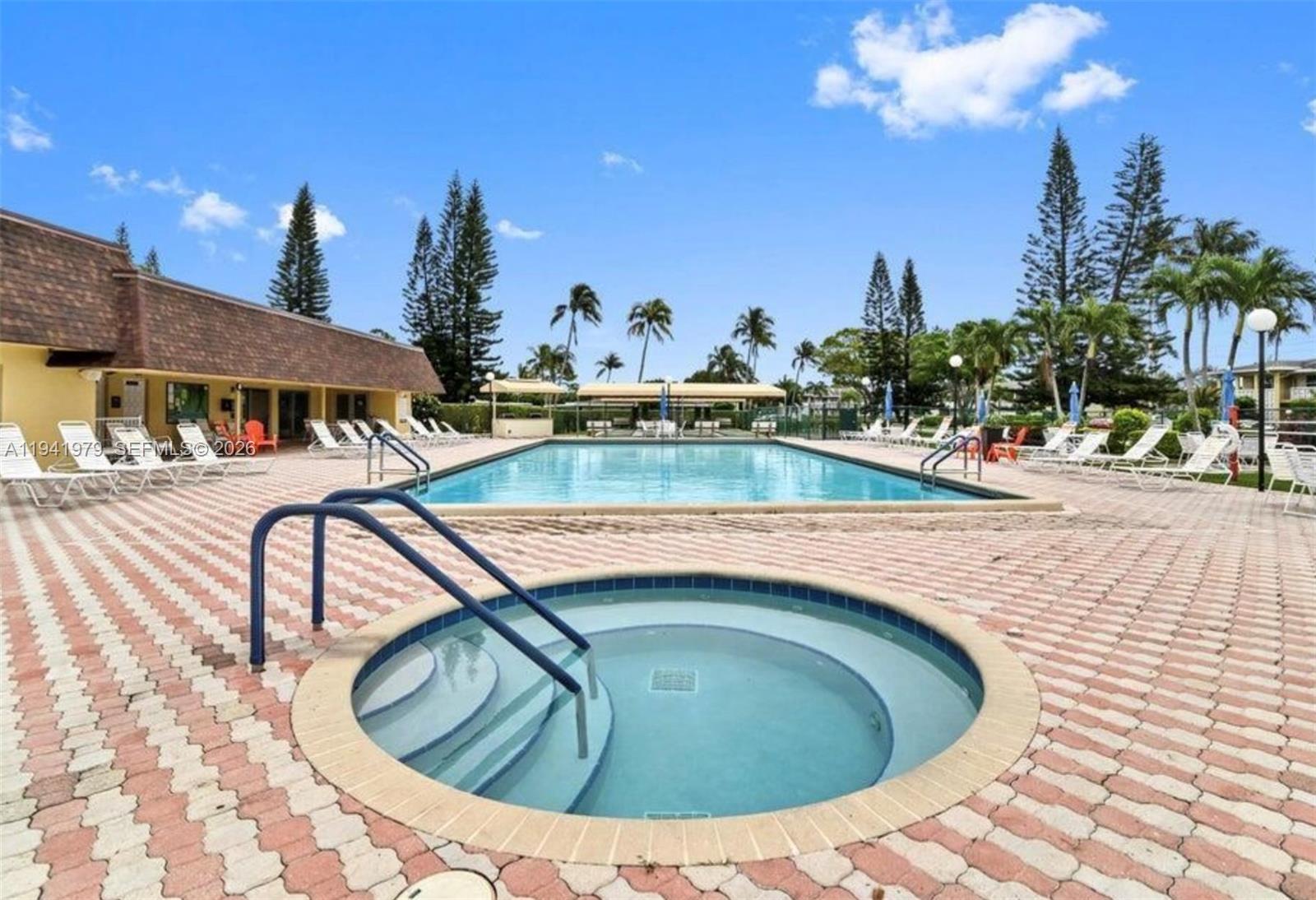 PINES OF DELRAY CONDO - Residential