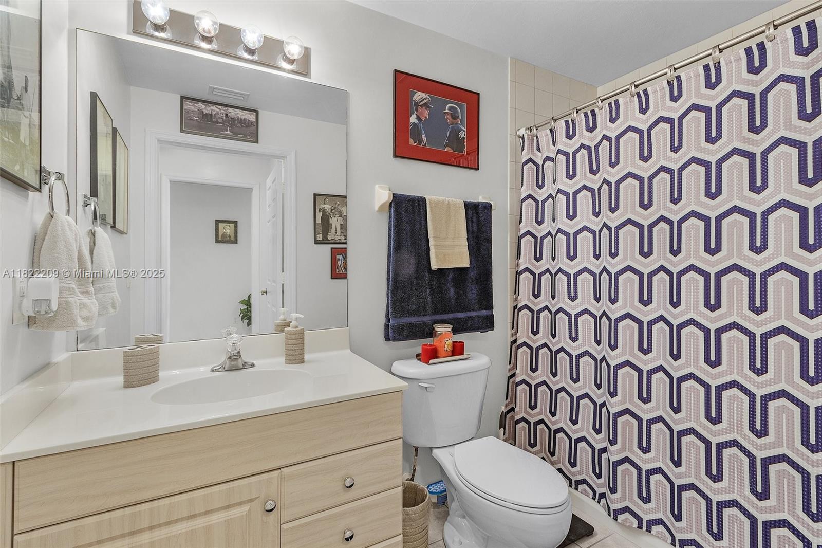 FAIRWAY VILLAS - Residential