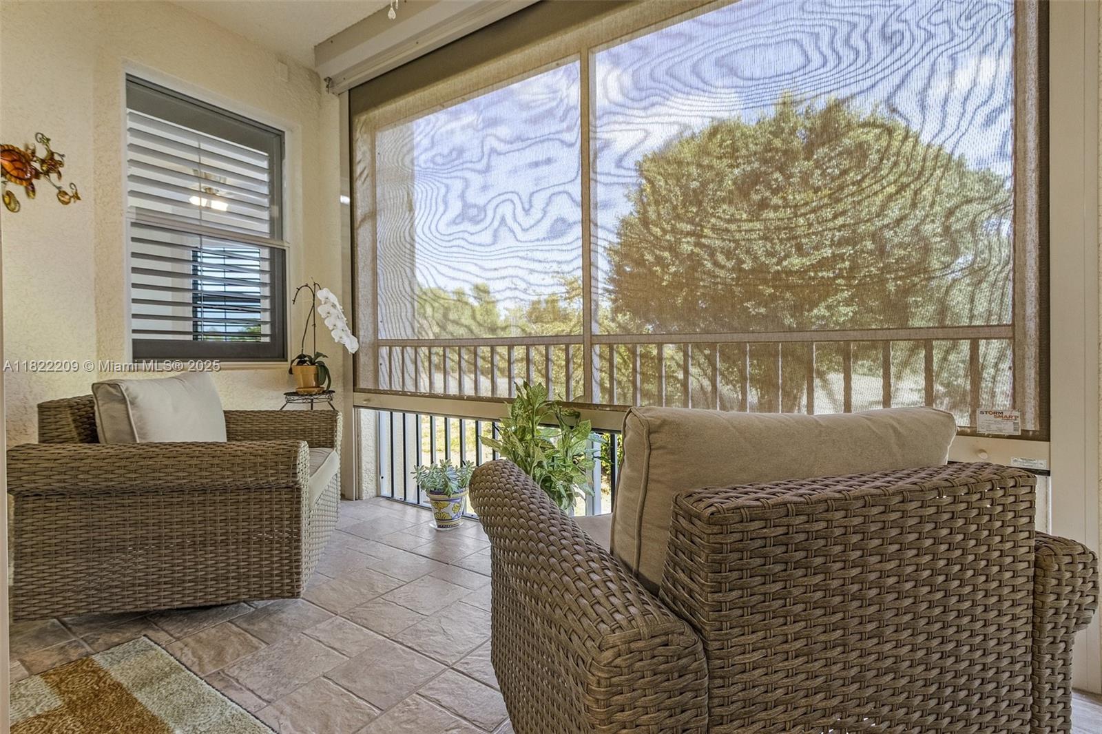 FAIRWAY VILLAS - Residential