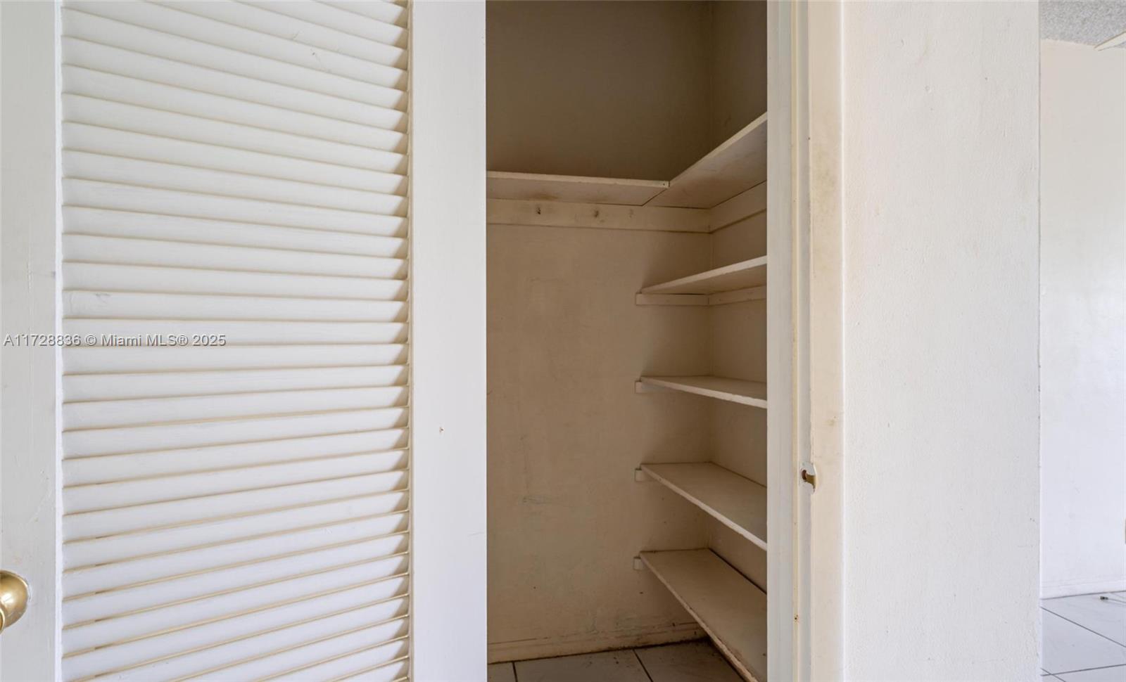 RO-MONT GARDENS ANDOVER H - Residential