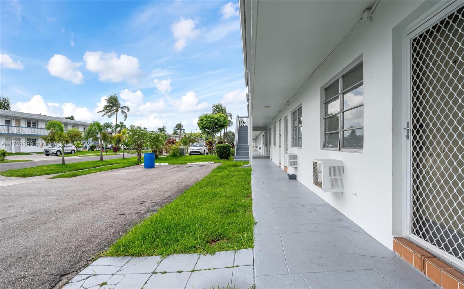 RO-MONT GARDENS ANDOVER H - Residential