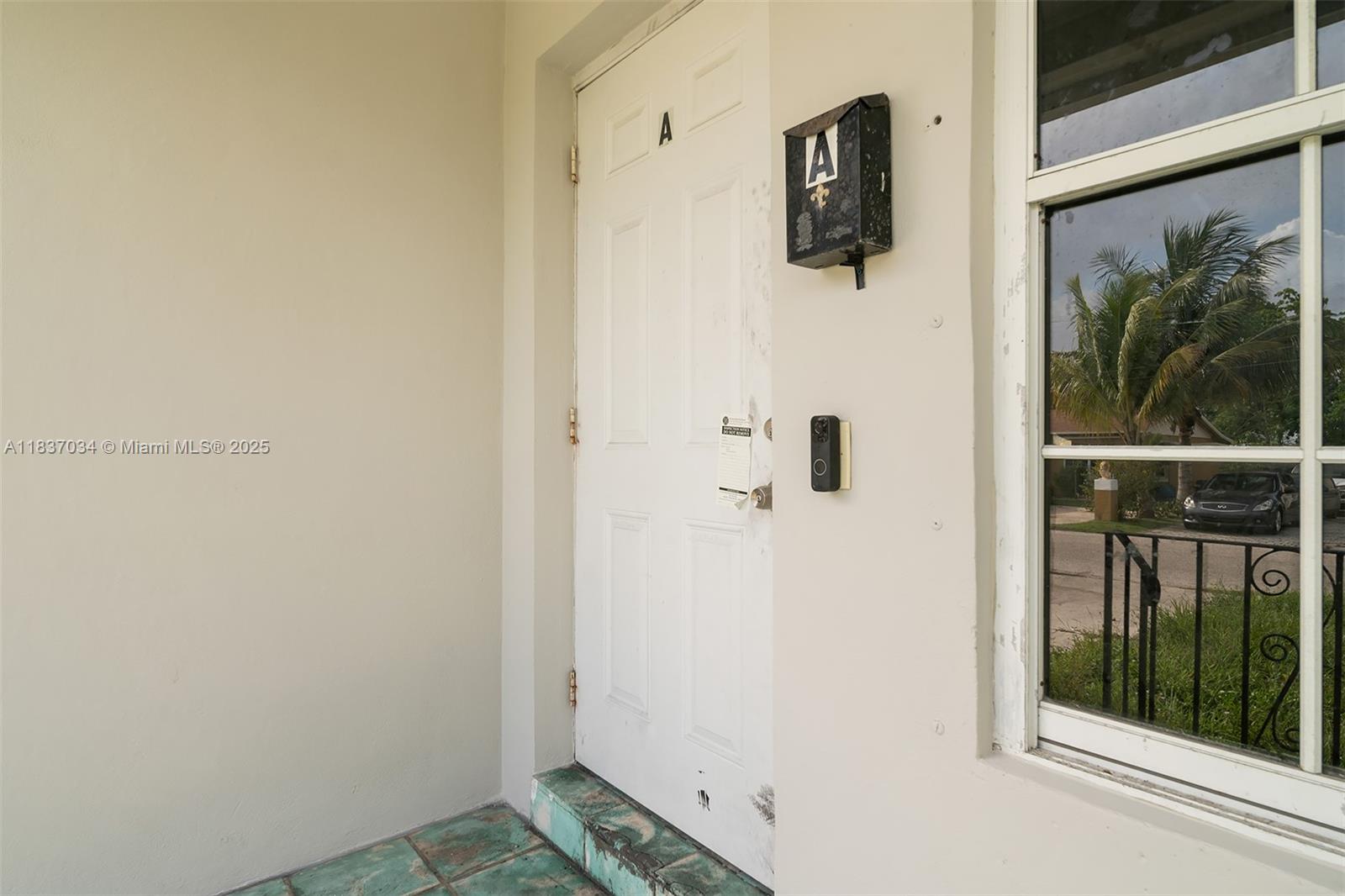 131 W 35th St Apt 1, Riviera Beach, FL, 33404/$350,000 3 131 W 35th St Apt 1