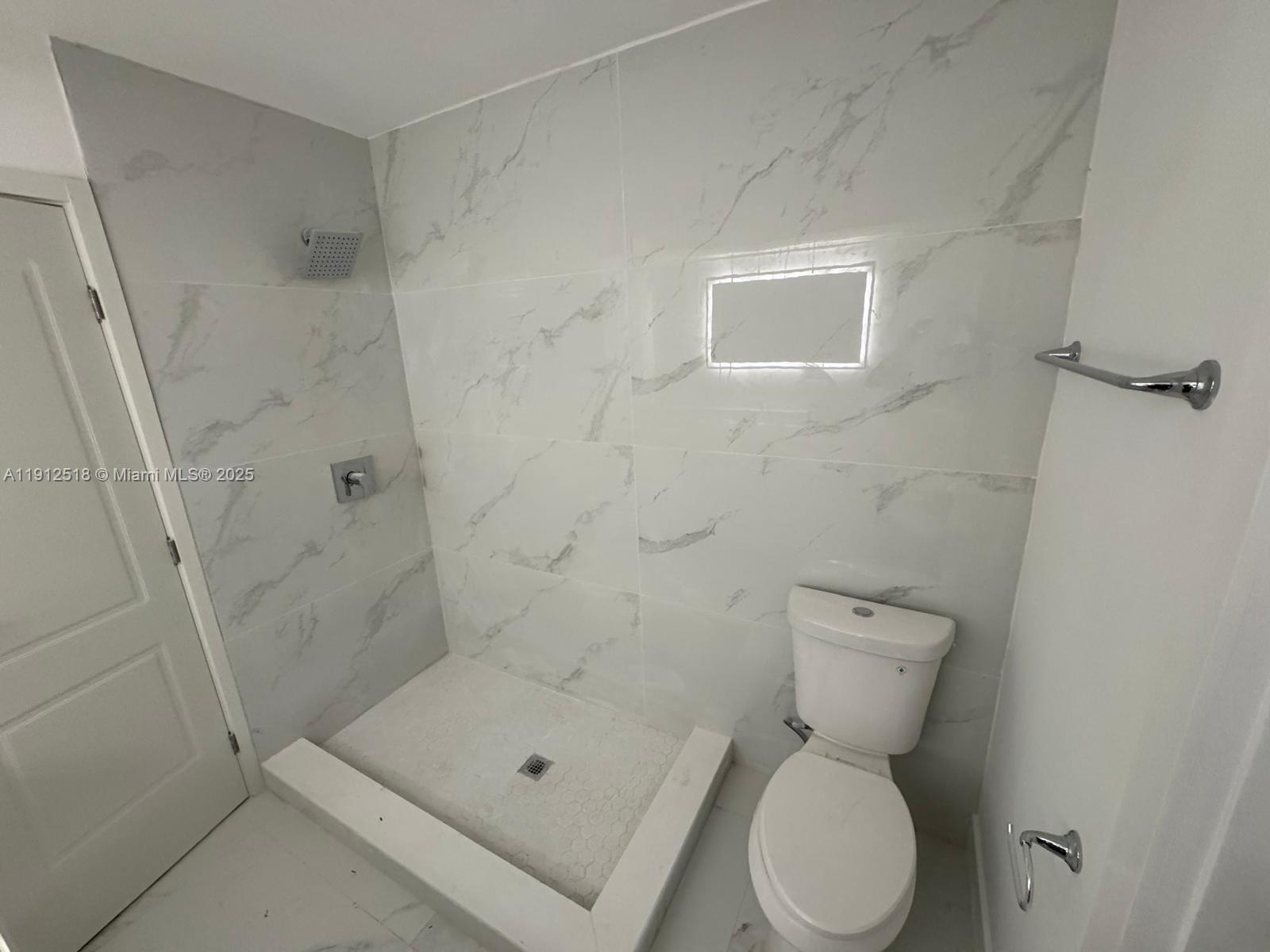 PASADENA LAKES WEST - Residential