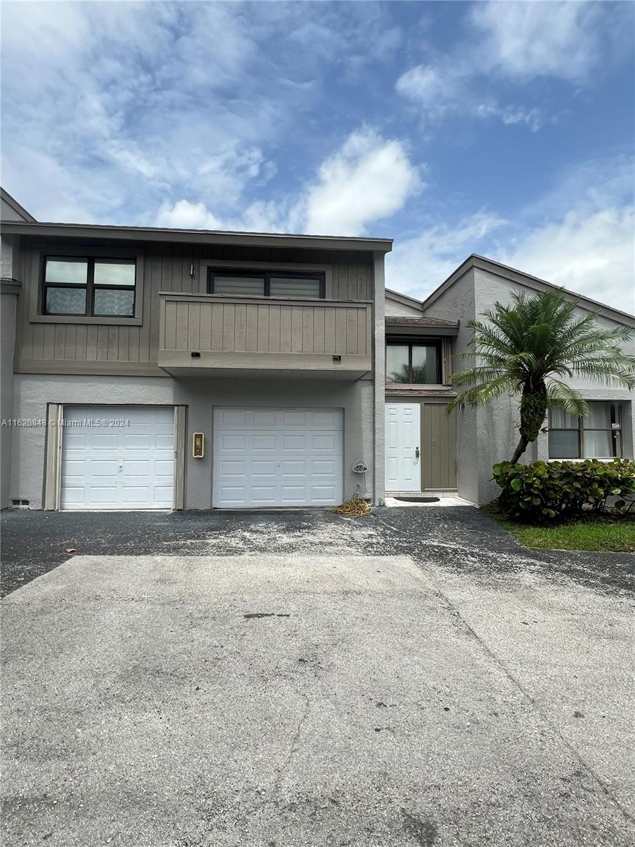 Rental Property at 10737 Sw 113th Pl D-106, Miami, Miami-Dade County, Florida - Bedrooms: 3 
Bathrooms: 2  - $4,000 MO.