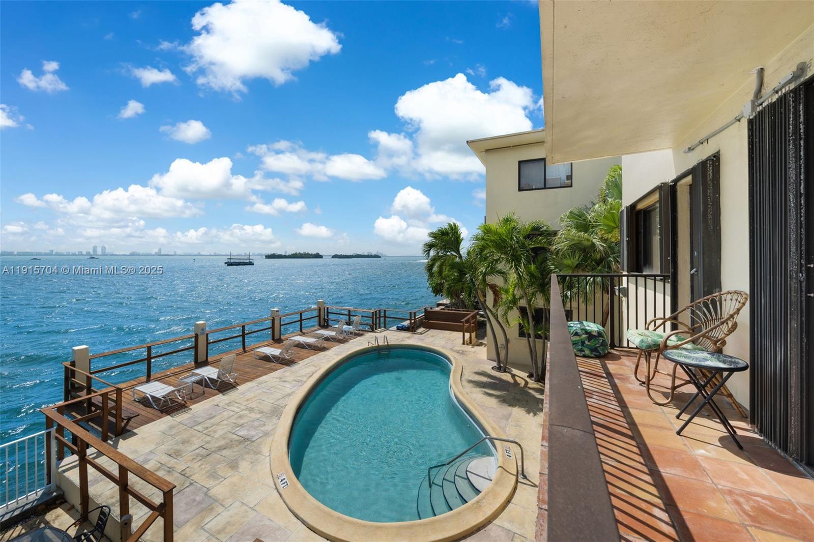 TUDOR HOUSE CONDO - Residential