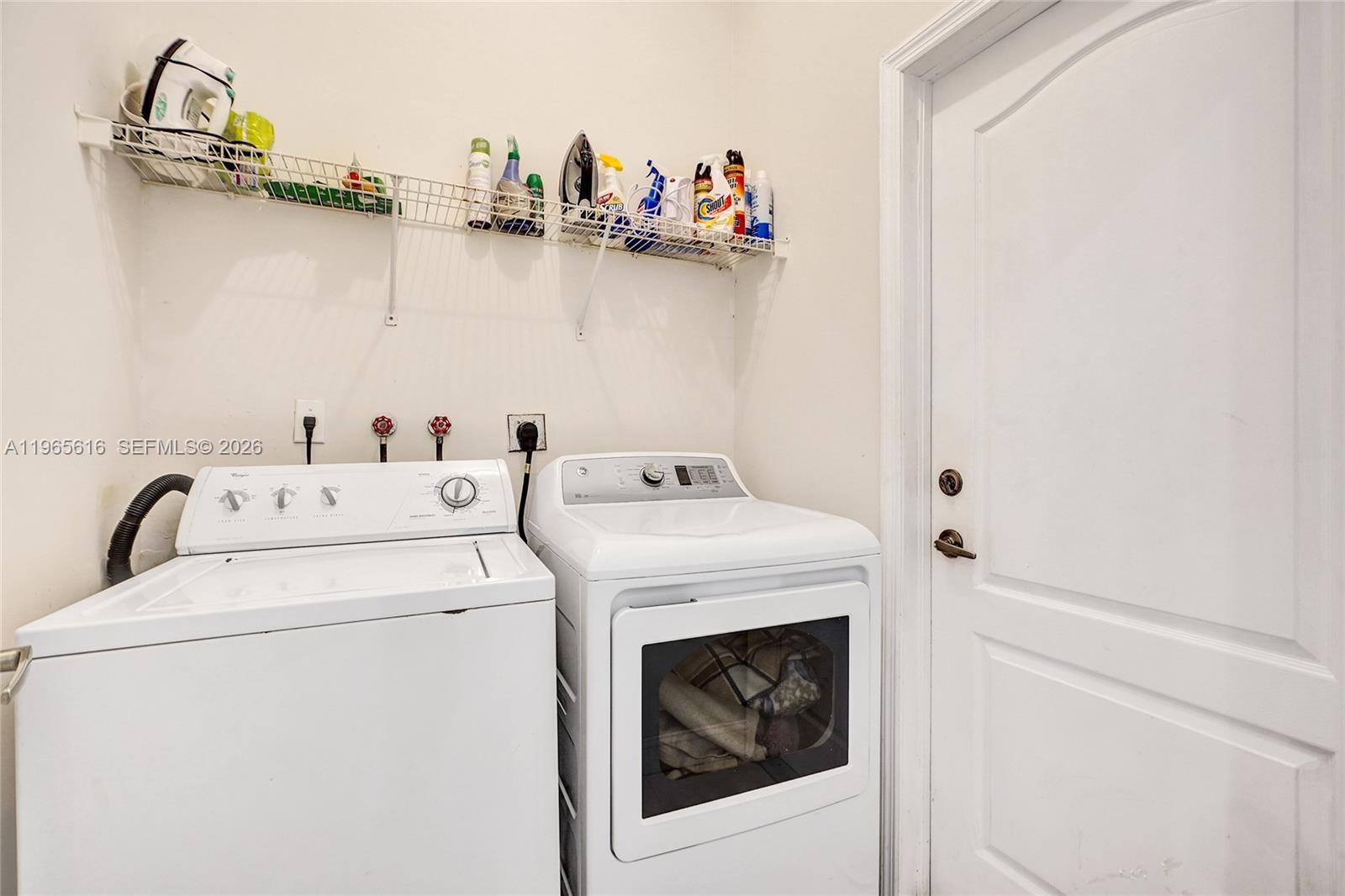 BIG FIVE HOMES - Residential