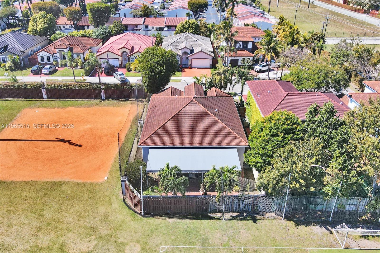 BIG FIVE HOMES - Residential