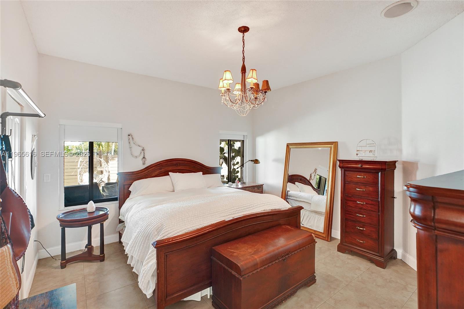 BIG FIVE HOMES - Residential