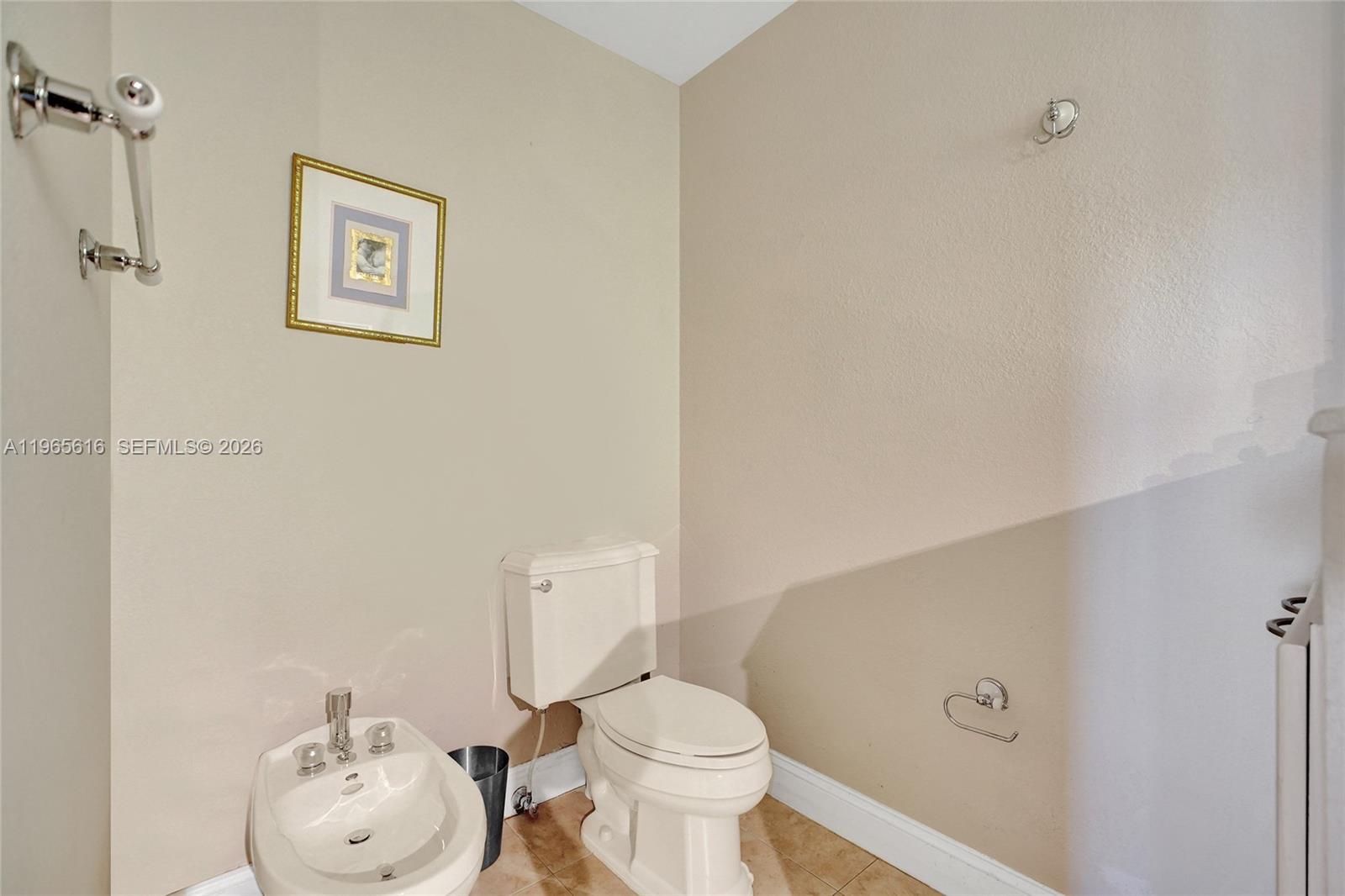 BIG FIVE HOMES - Residential