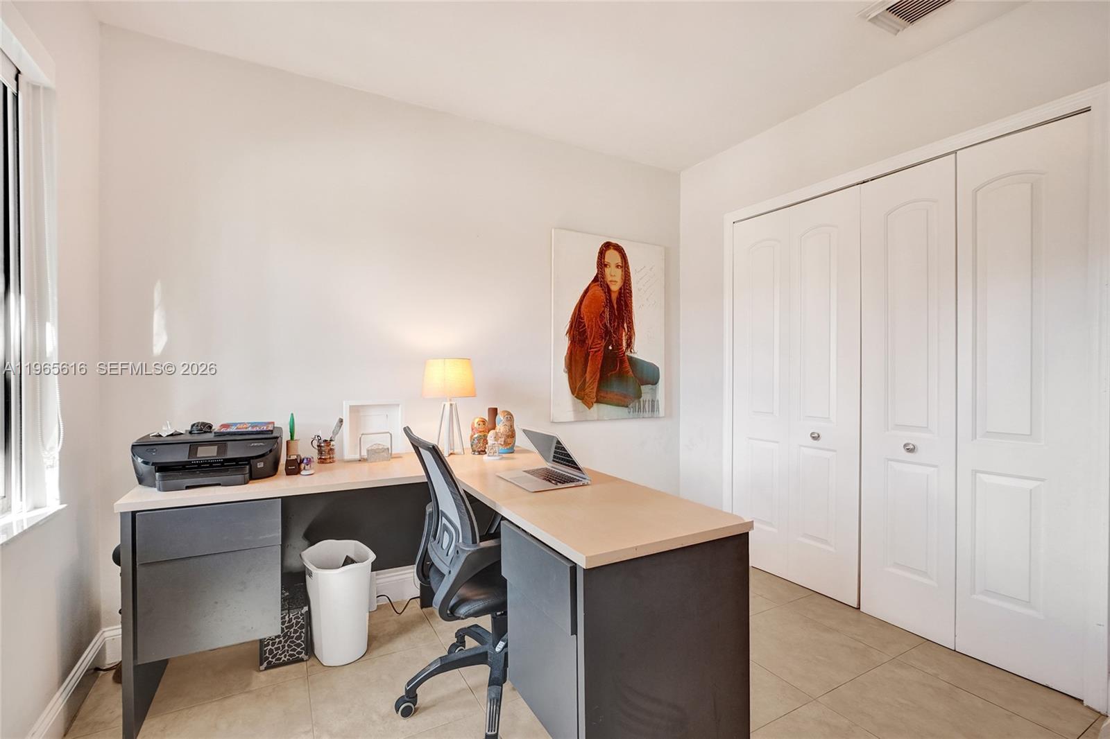 BIG FIVE HOMES - Residential