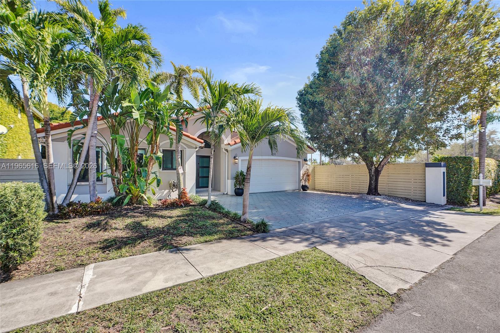 BIG FIVE HOMES - Residential