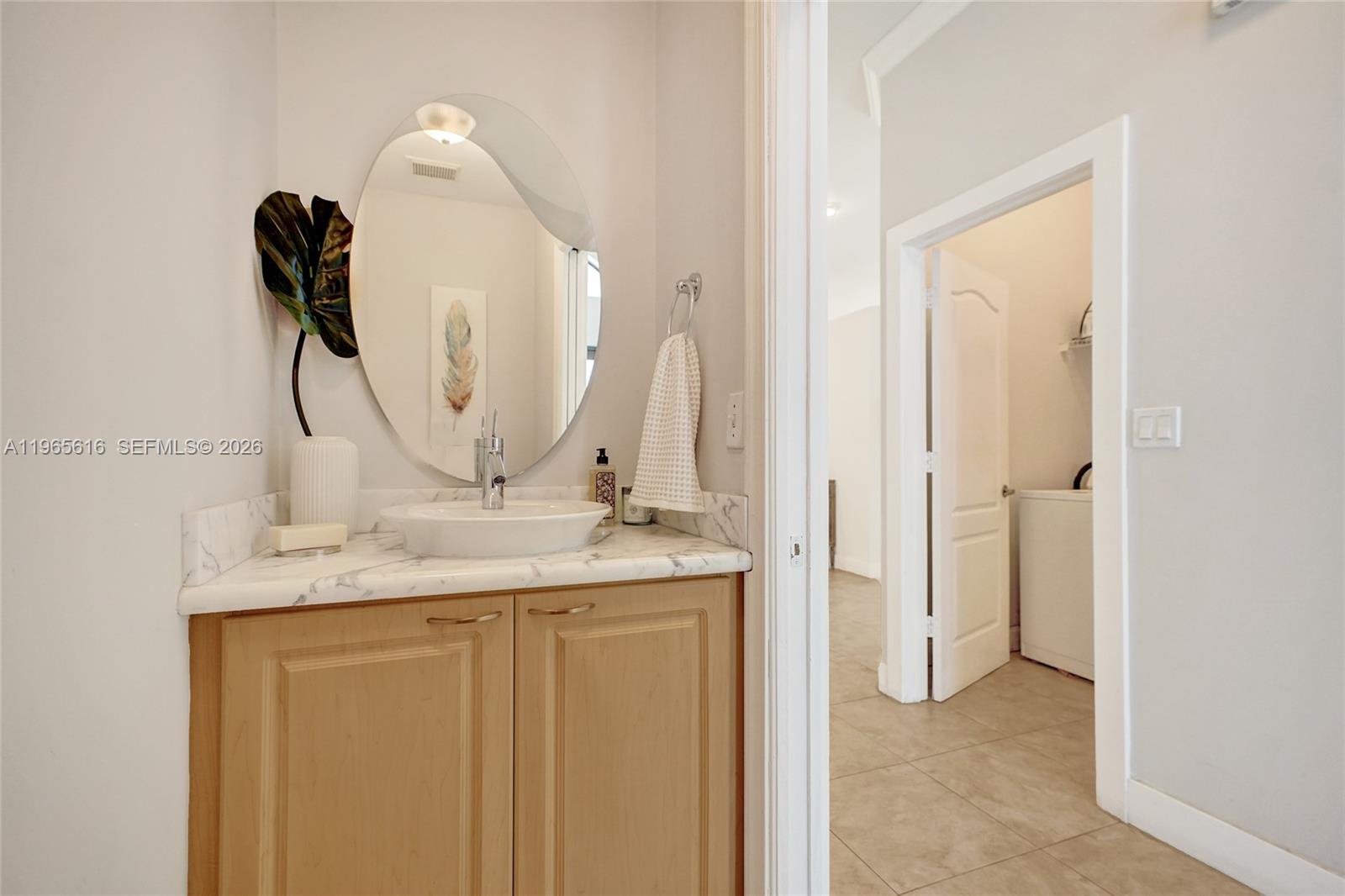 BIG FIVE HOMES - Residential