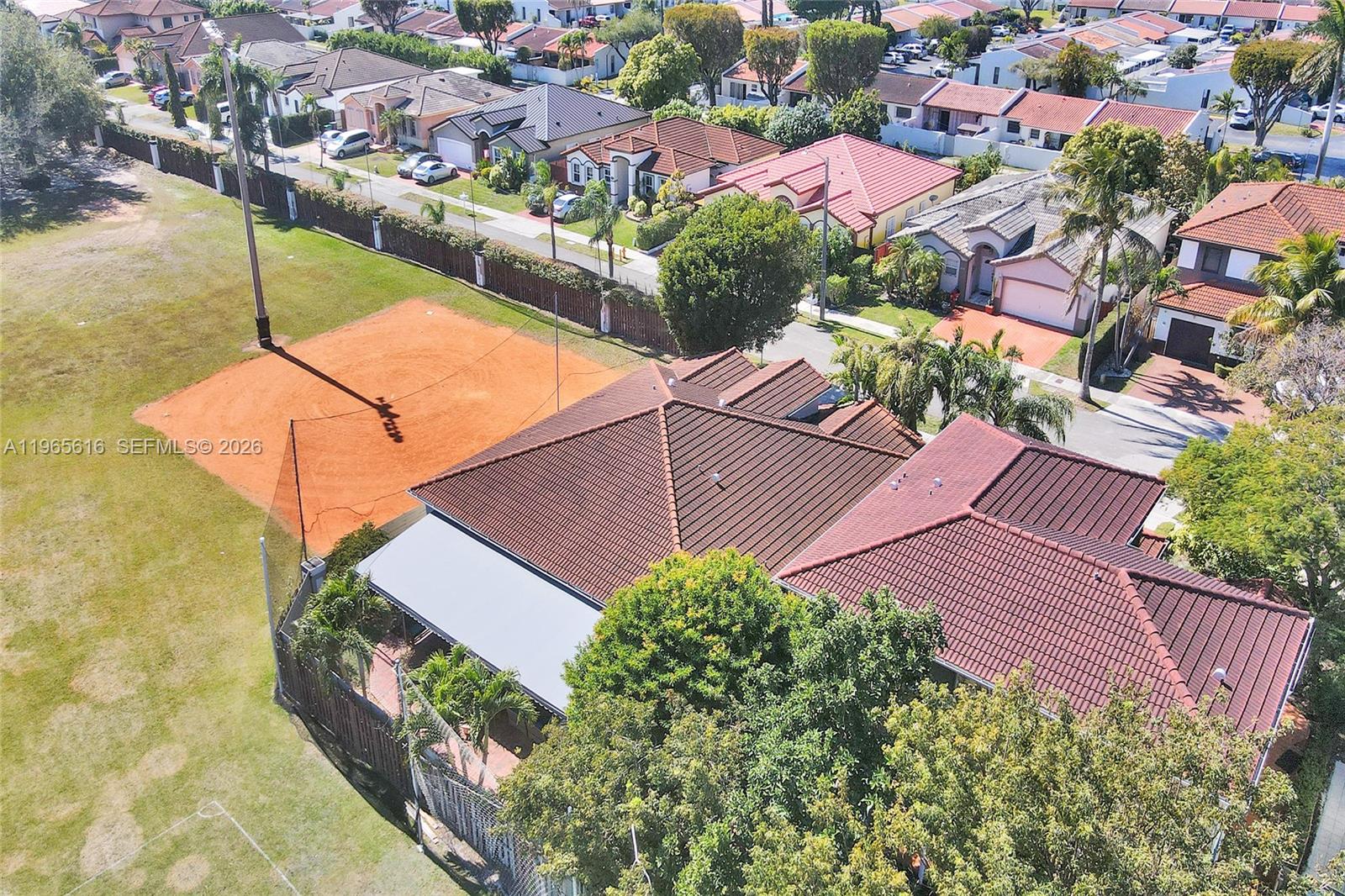 BIG FIVE HOMES - Residential