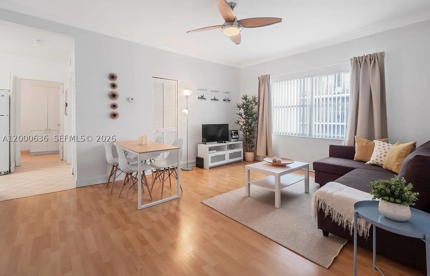 2615 Collins Ave 37