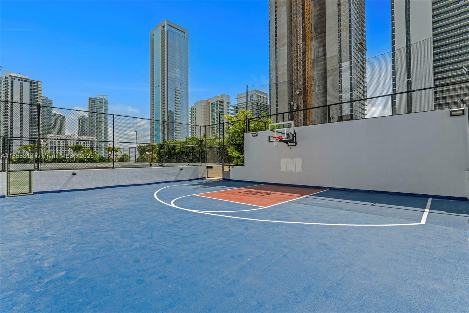 ARIA RESERVE SOUTH - Residential Lease