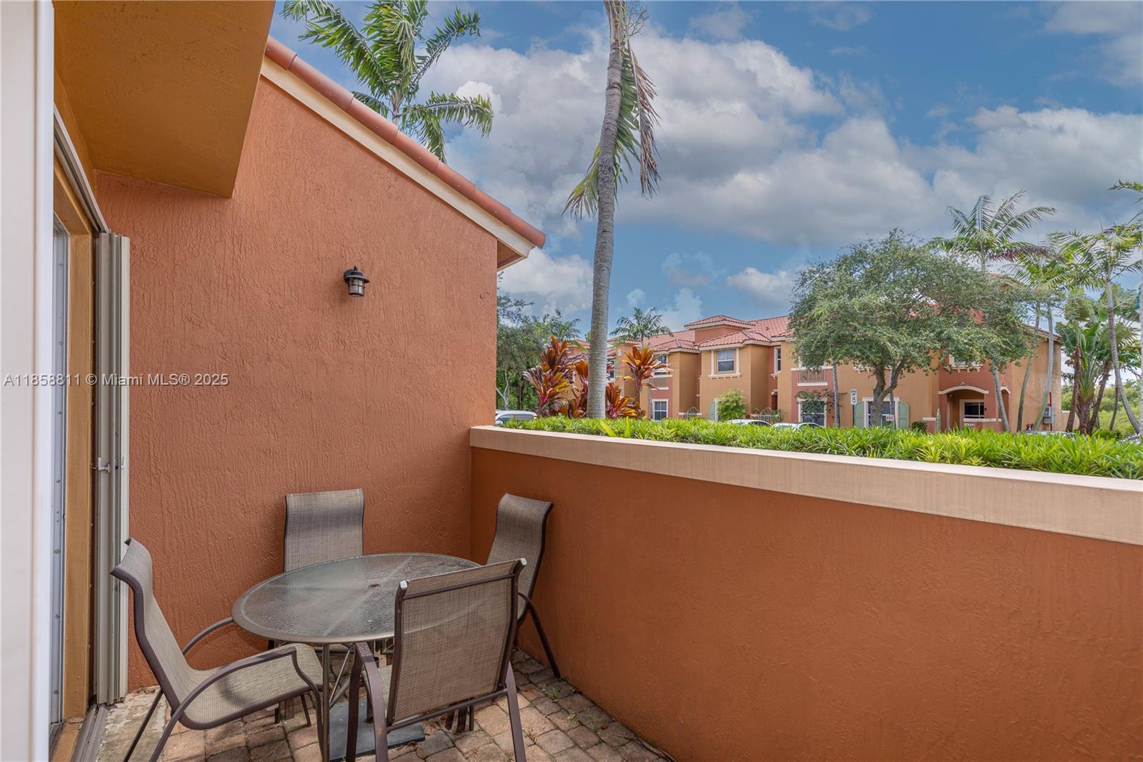 PEMBROKE CAY CONDO - Residential