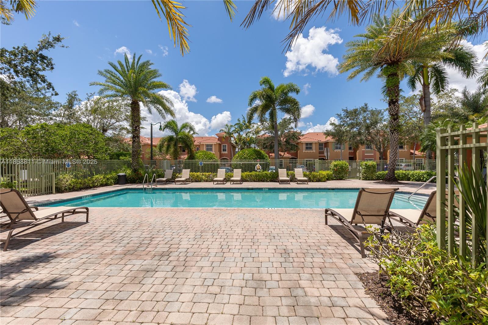 PEMBROKE CAY CONDO - Residential