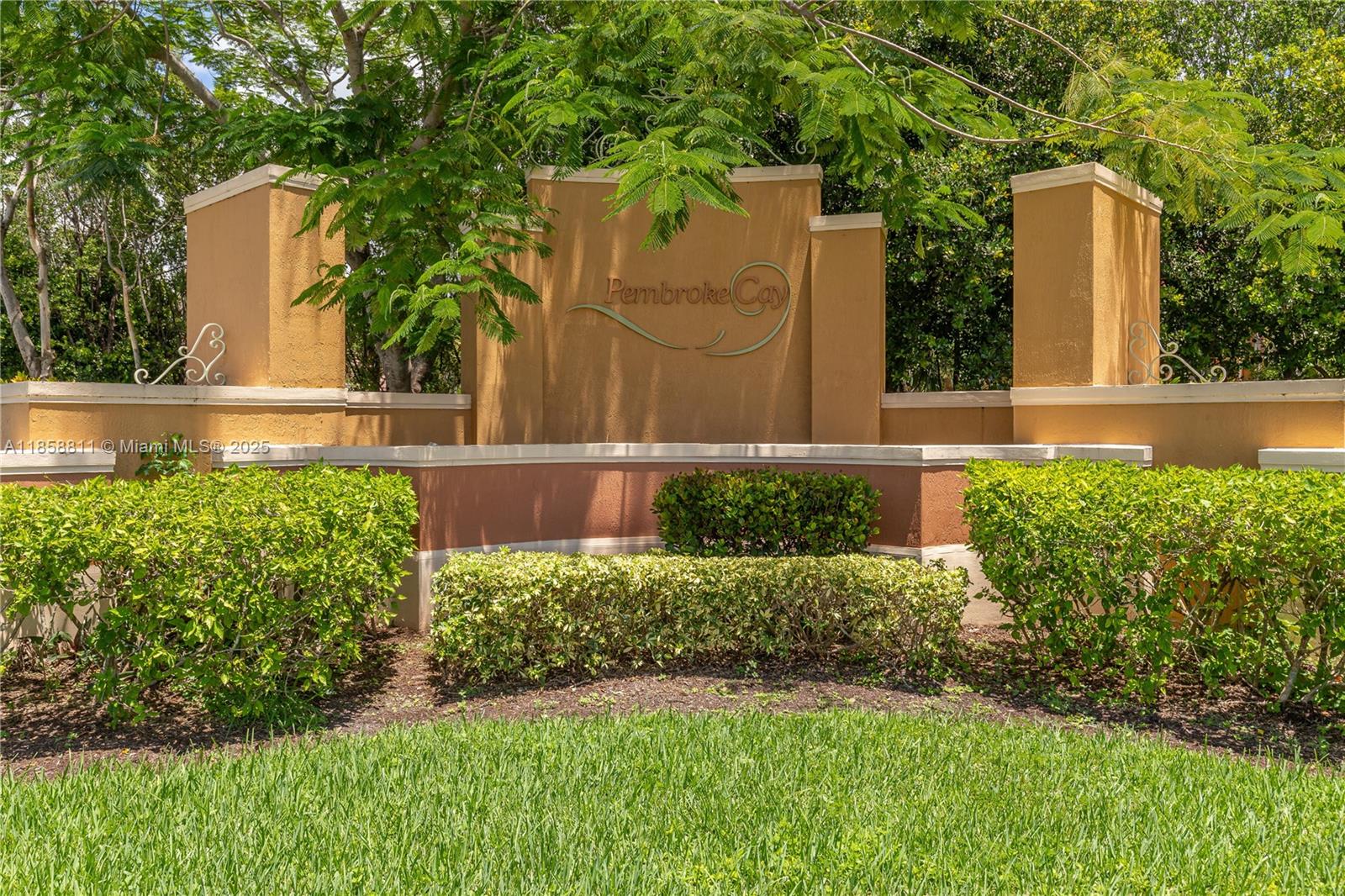 PEMBROKE CAY CONDO - Residential