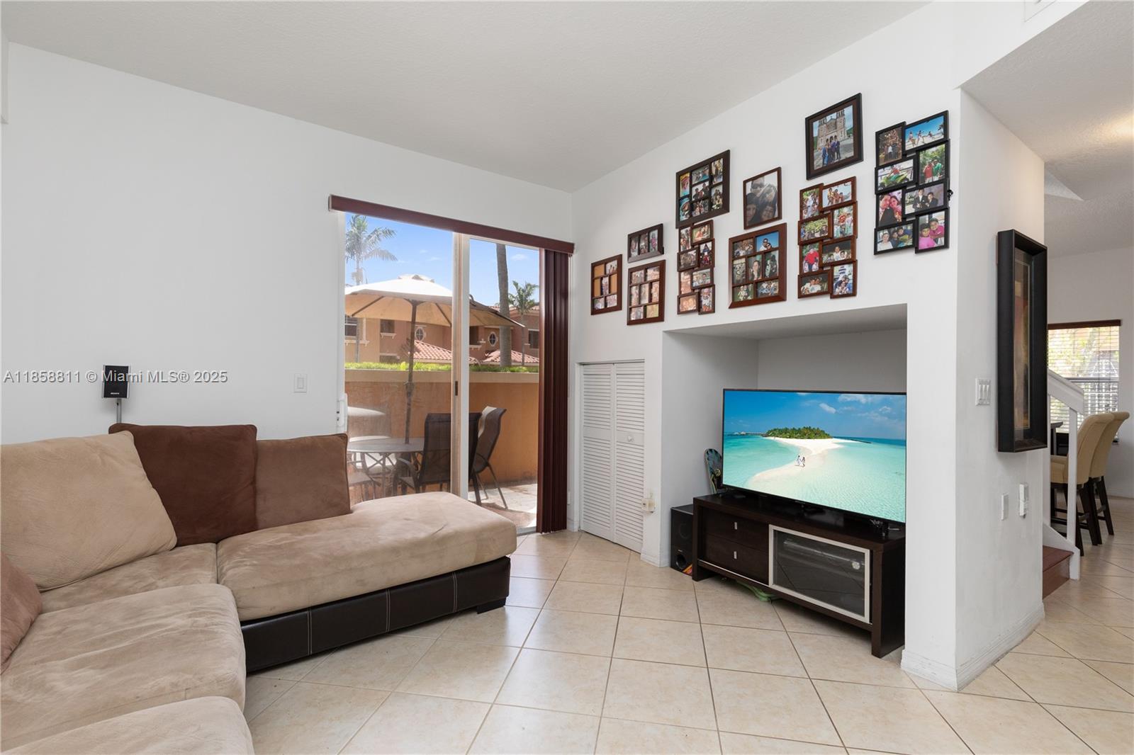 PEMBROKE CAY CONDO - Residential