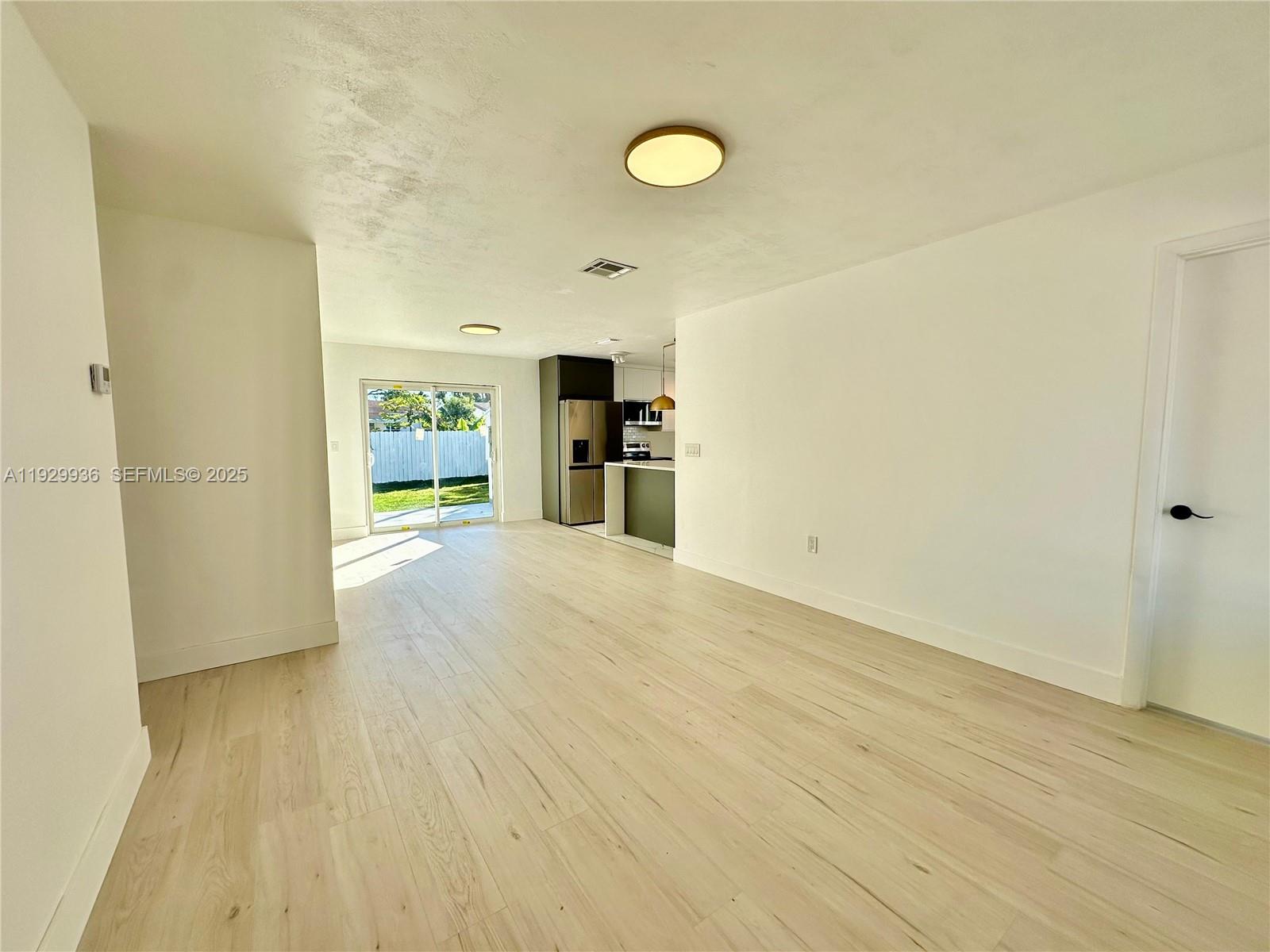 ACRES LAKE ESTATES - Residential