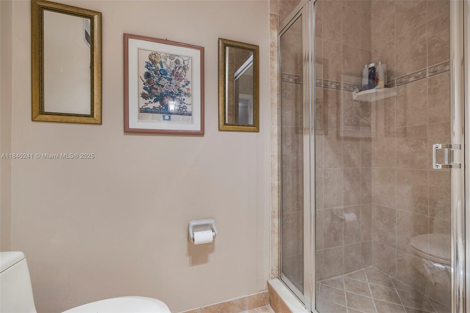 BEVERLY HILLS CONDO NUMBE - Residential