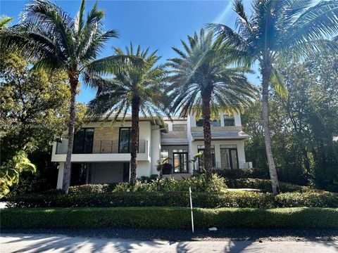 561 Hampton Ln Key Biscayne FL 33149