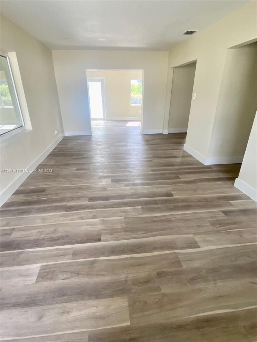 RICHMOND HEIGHTS - Residential