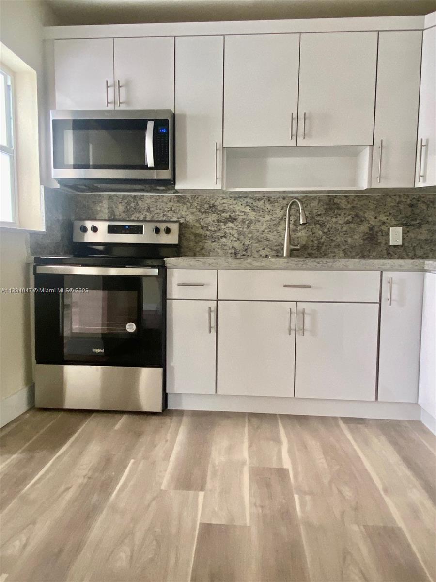 RICHMOND HEIGHTS - Residential