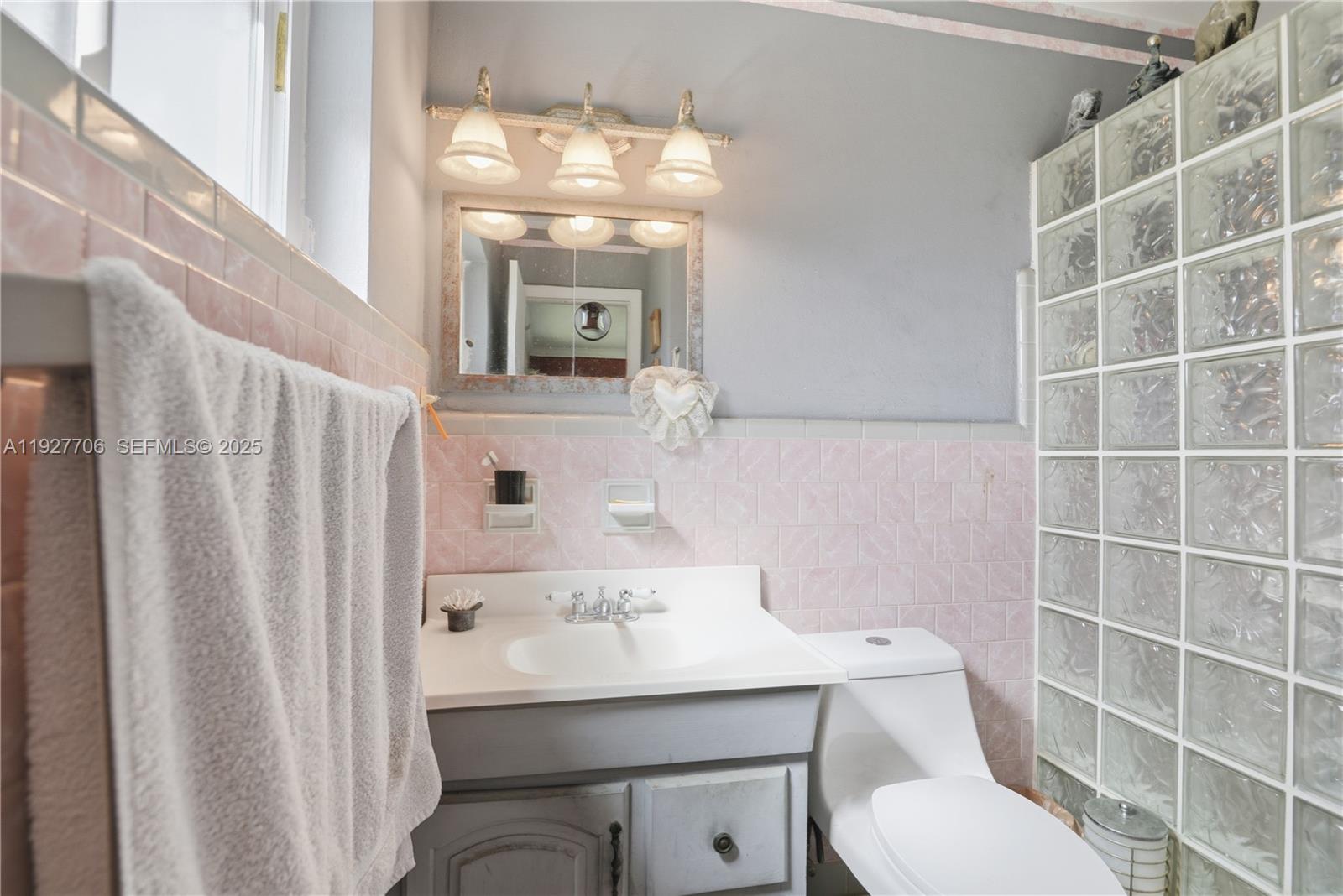 CORAL HEIGHTS SEC 2 - Residential