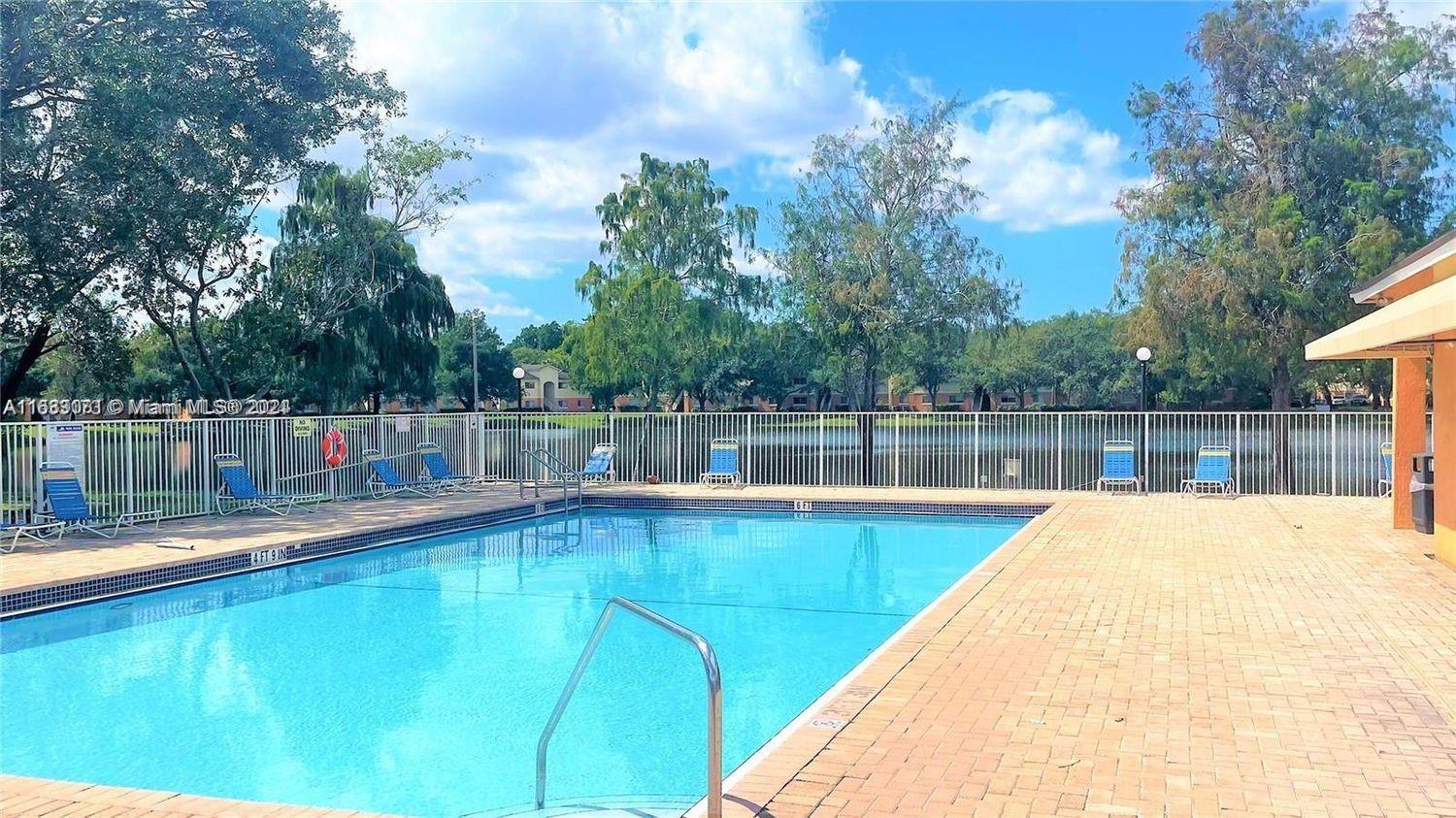 LAKEWOOD AT EMERALD HILLS - Residential