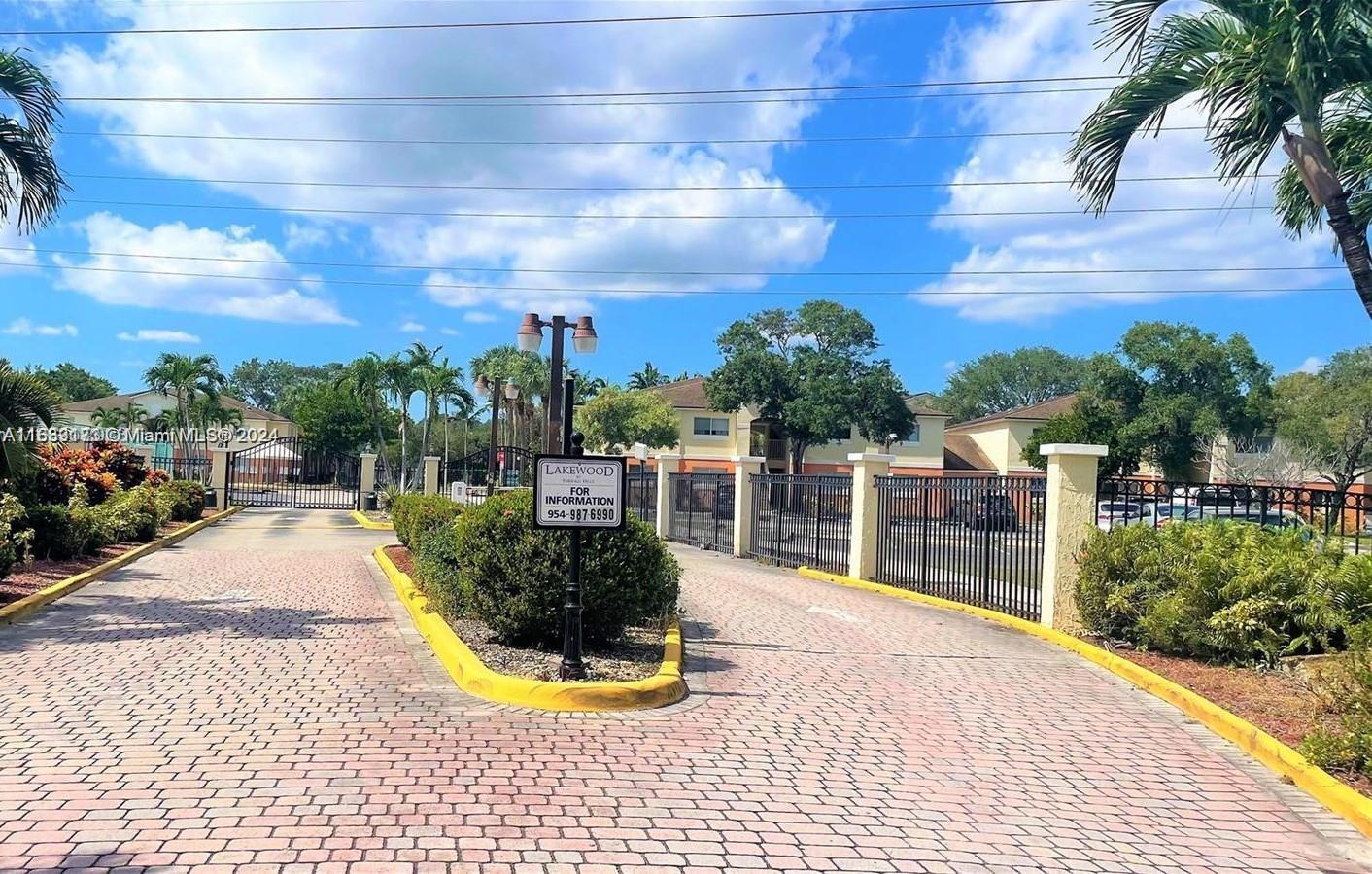 LAKEWOOD AT EMERALD HILLS - Residential