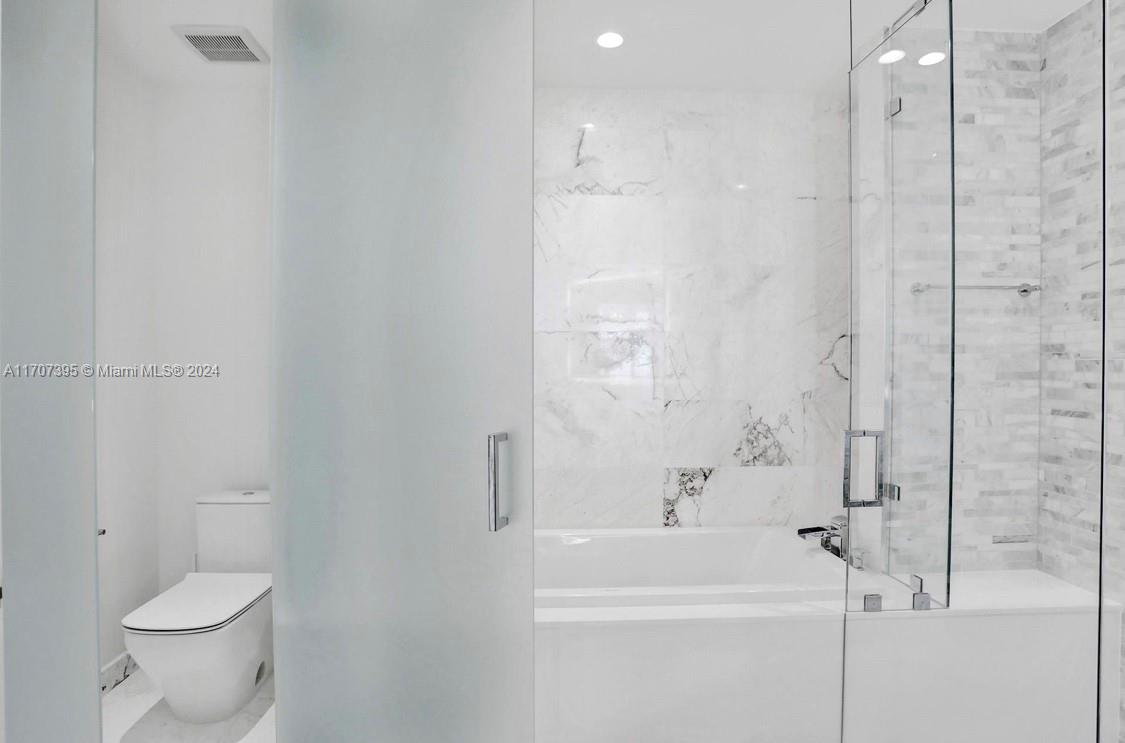 PARAMOUNT MIAMI WORLDCENTE - Residential
