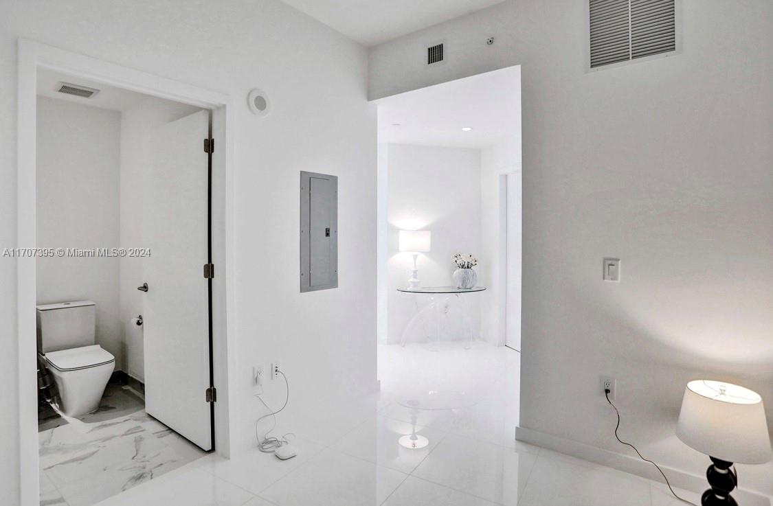 PARAMOUNT MIAMI WORLDCENTE - Residential
