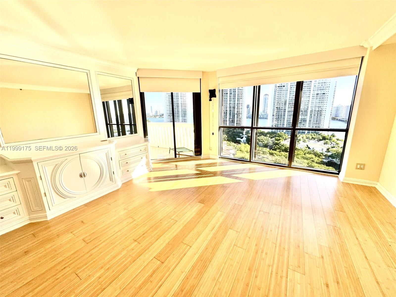 WILLIAMS ISlAND - Residential