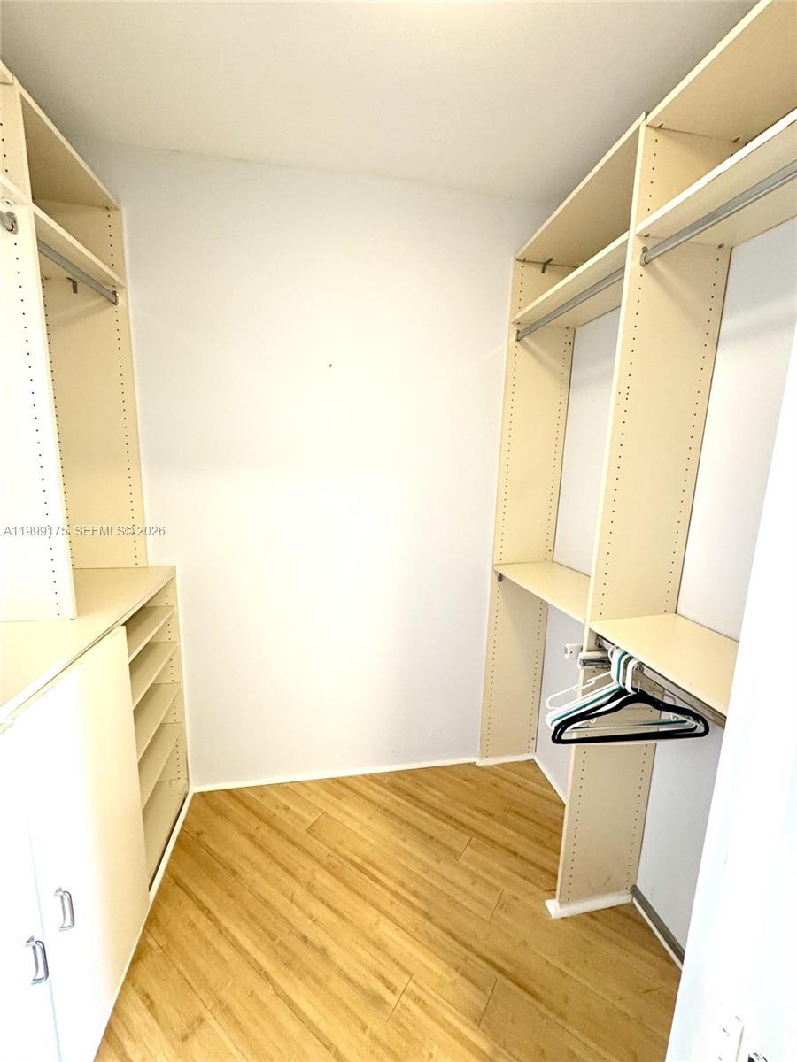 WILLIAMS ISlAND - Residential