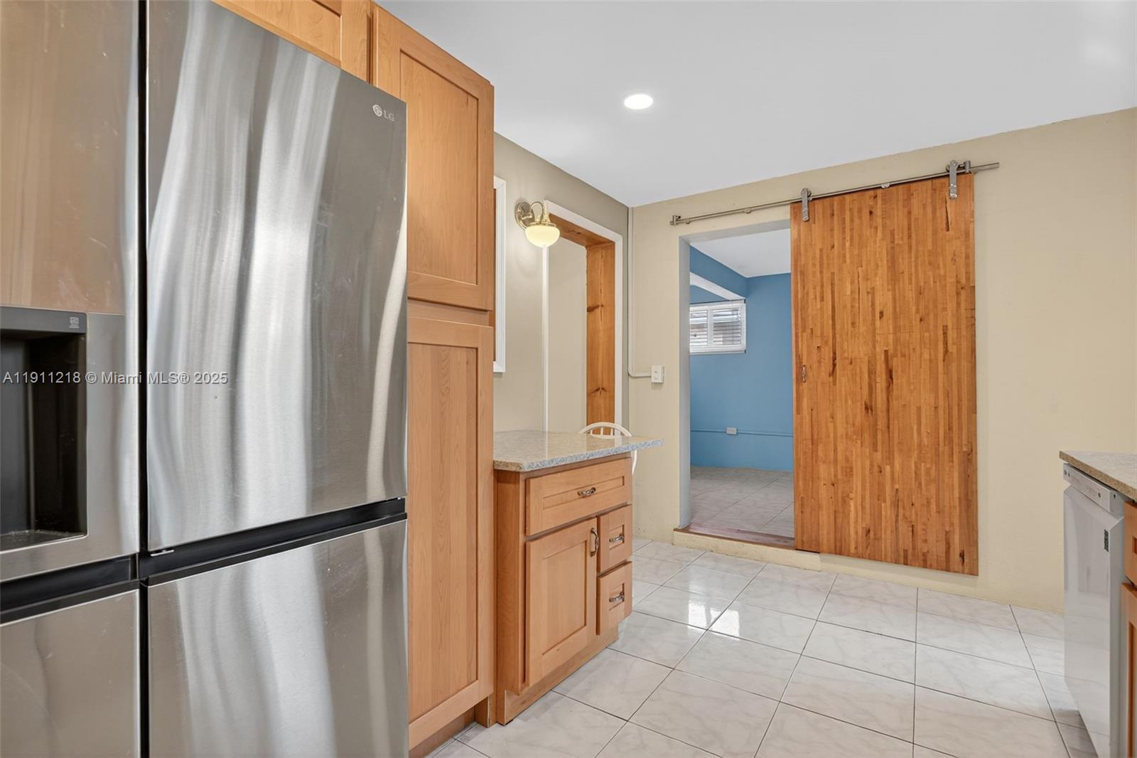 NORTH ANDREWS GARDENS 2ND - Residential Lease