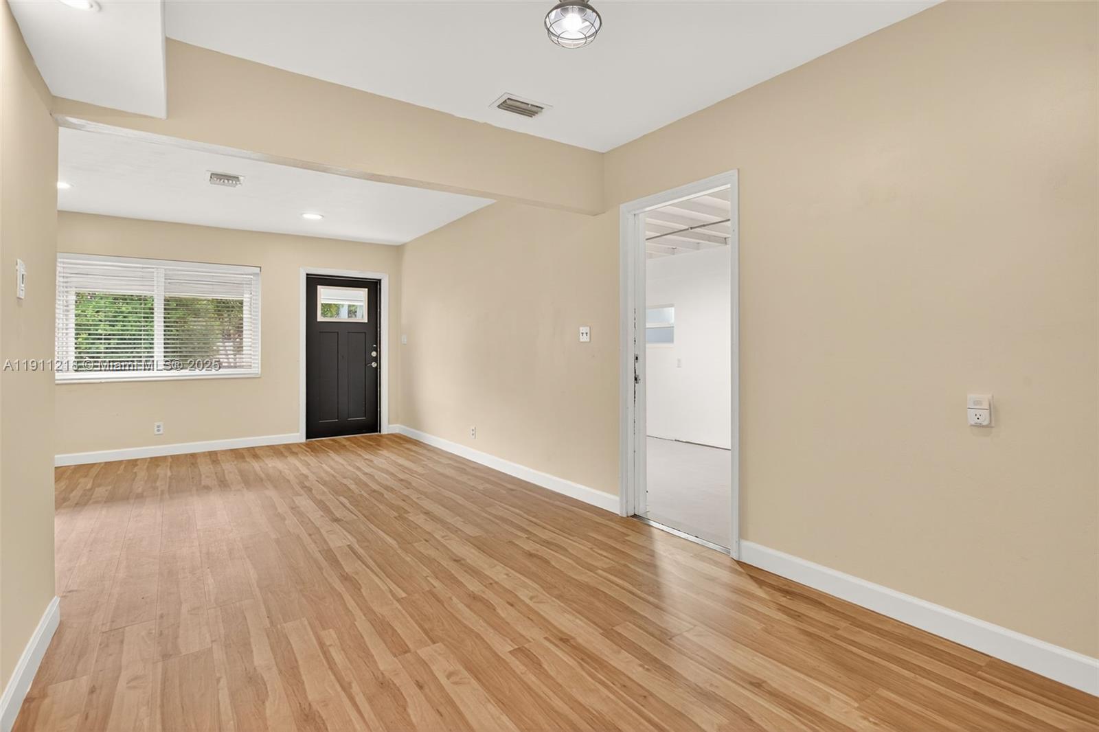 NORTH ANDREWS GARDENS 2ND - Residential Lease