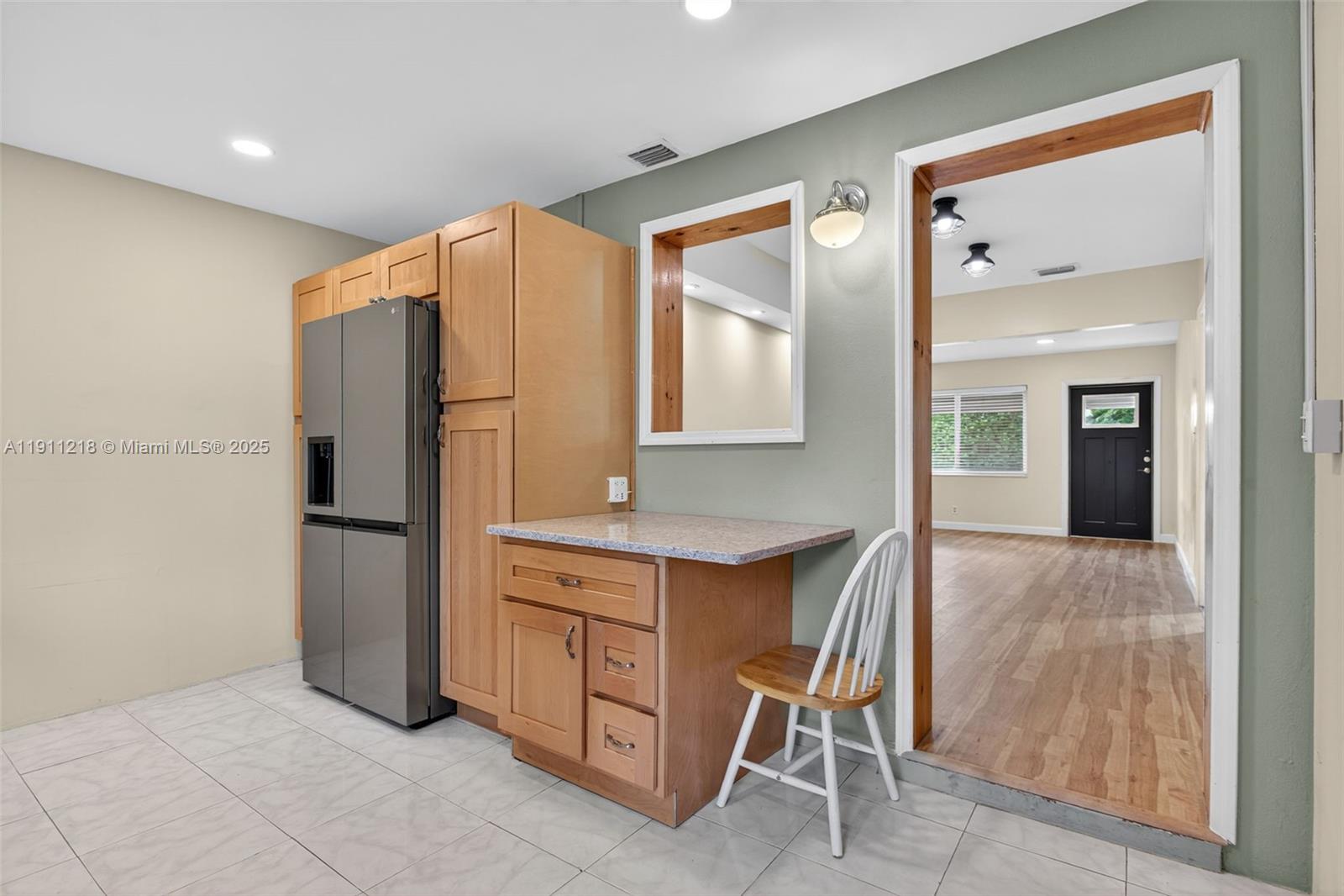 NORTH ANDREWS GARDENS 2ND - Residential Lease