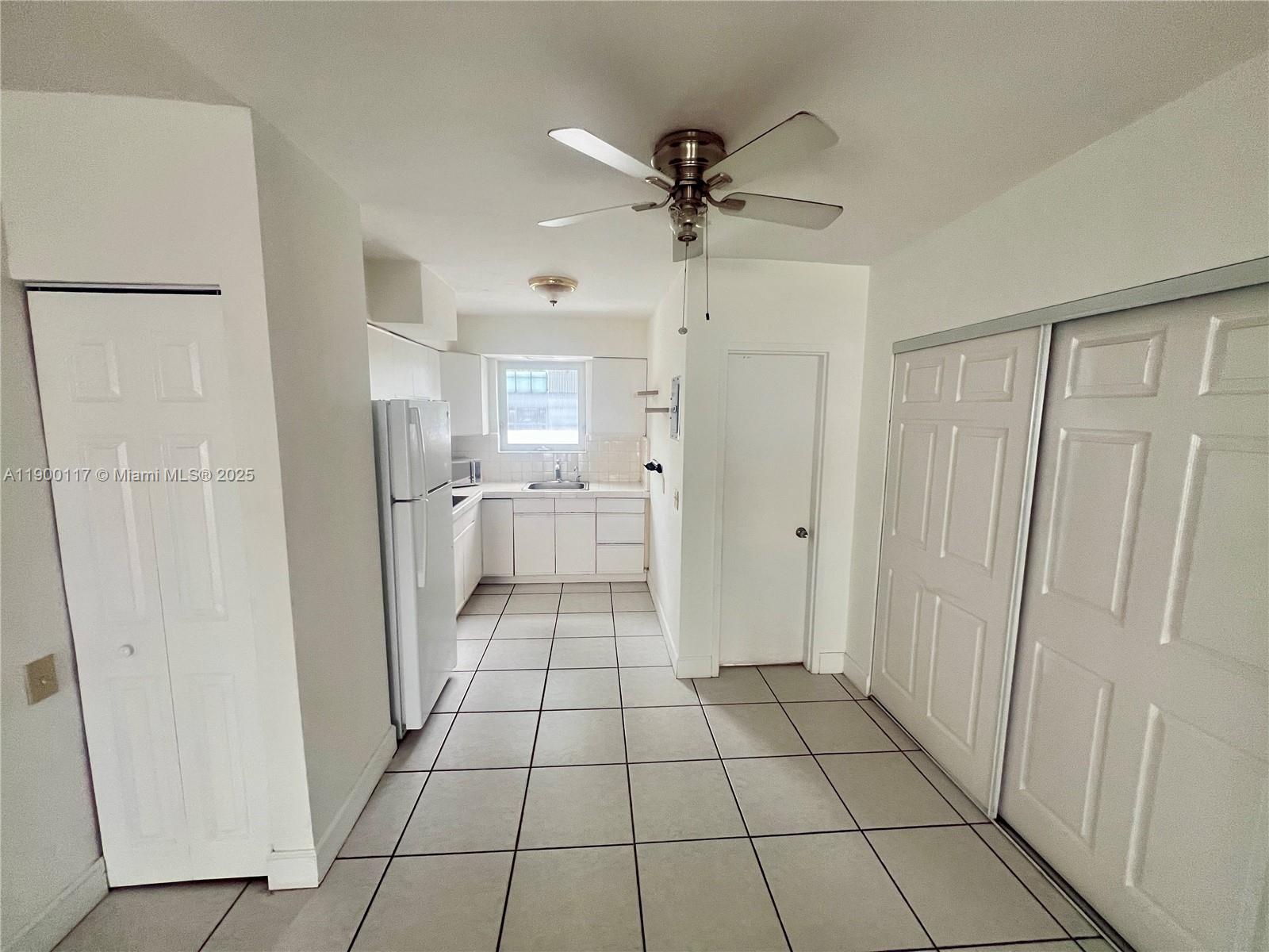 OCEAN BEACH FLA SUB - Residential Lease