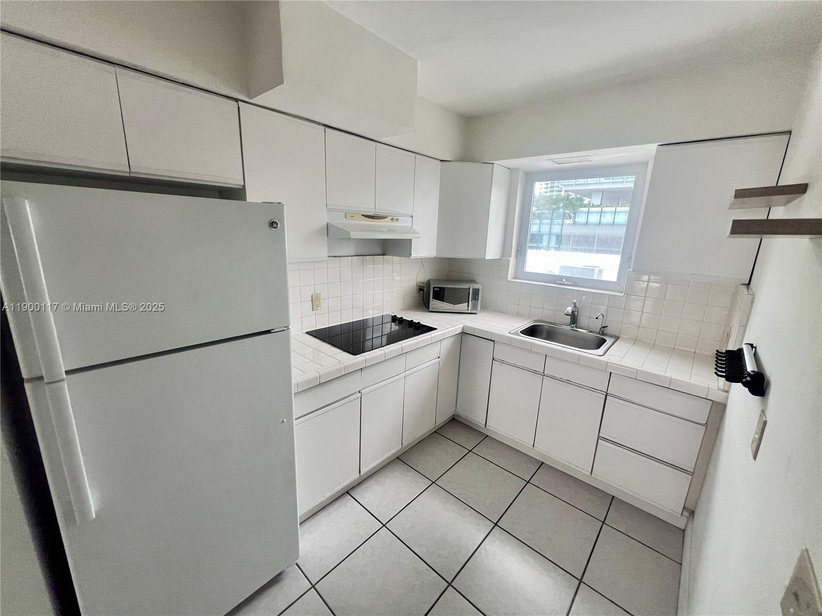 OCEAN BEACH FLA SUB - Residential Lease