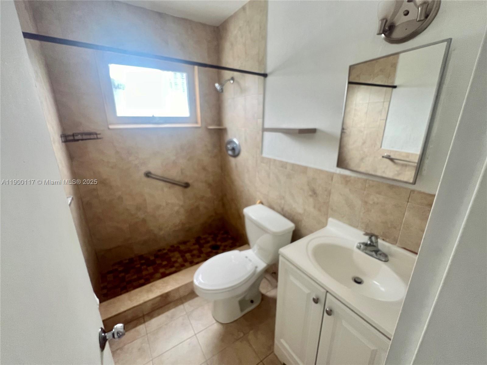 OCEAN BEACH FLA SUB - Residential Lease