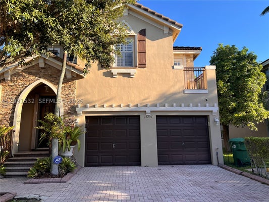 15257 SW 8TH WAY, MIAMI, FL 33194 - Image 48fdf1b8a4b2d22f56686b4e00be4b1e/1934459591