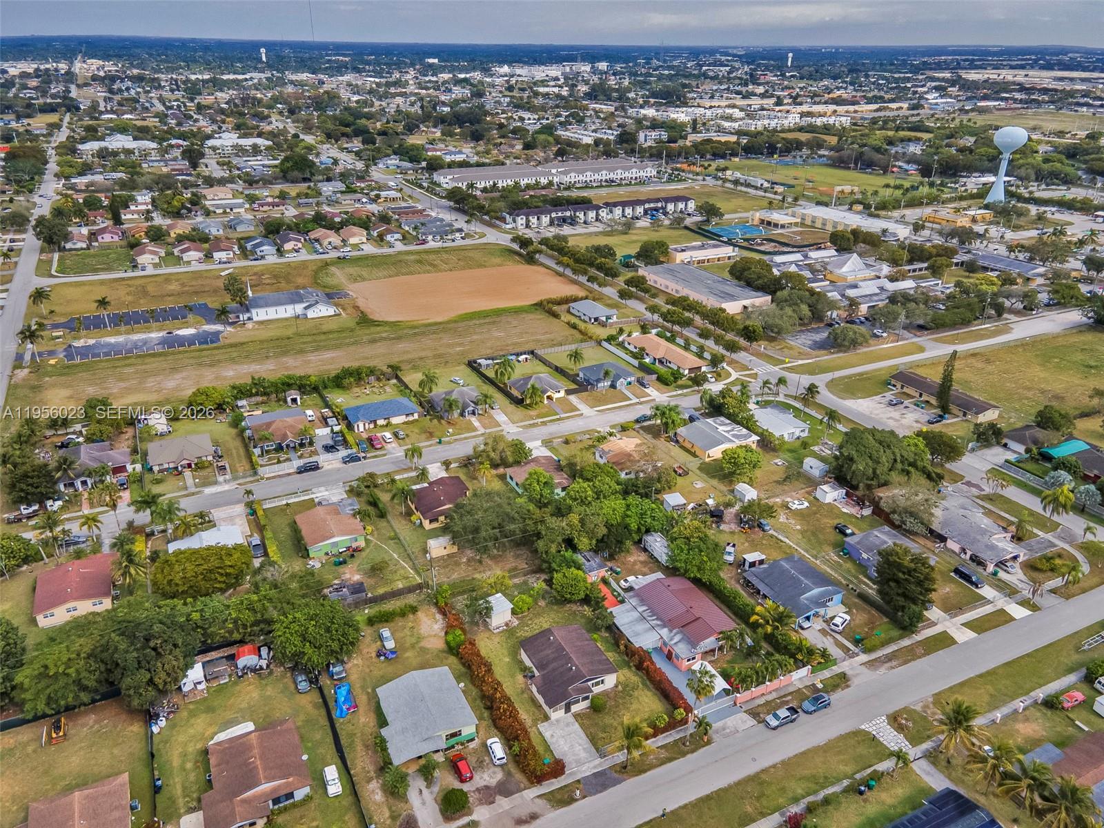SIXTH AVENUE PARK - Residential